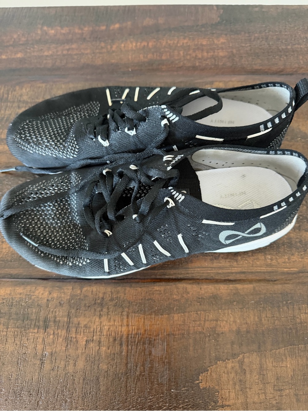 NFINITY Night Flyte Cheer Shoes - Size 9